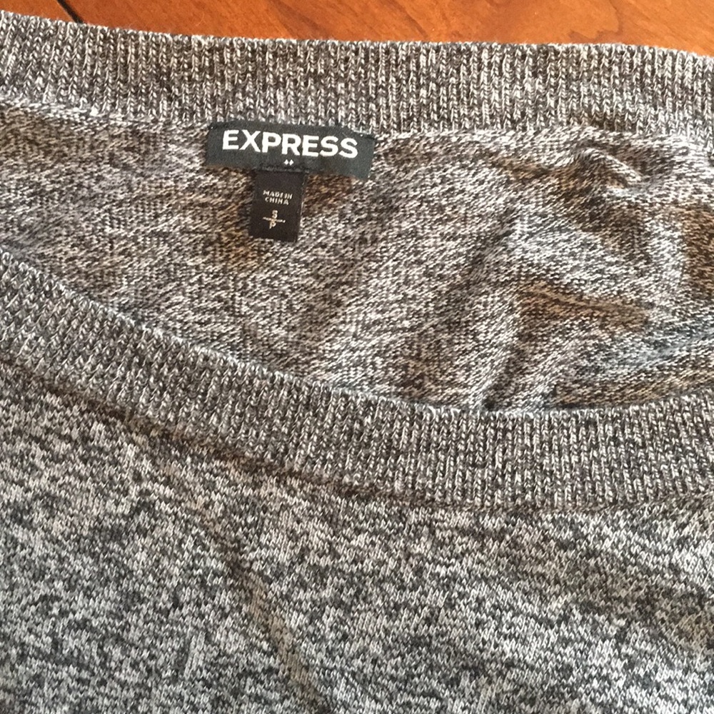 Express gray sweater - Picture 3 of 3